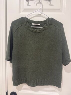 Abercrombie & Fitch Olive Crewneck Short-Sleeve Sweater